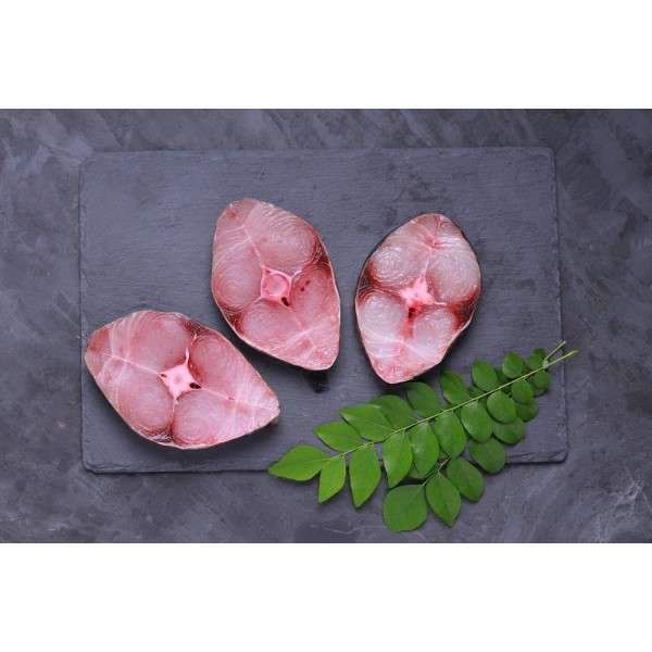 Fresh Wild King Fish /سمك الملك الطازج